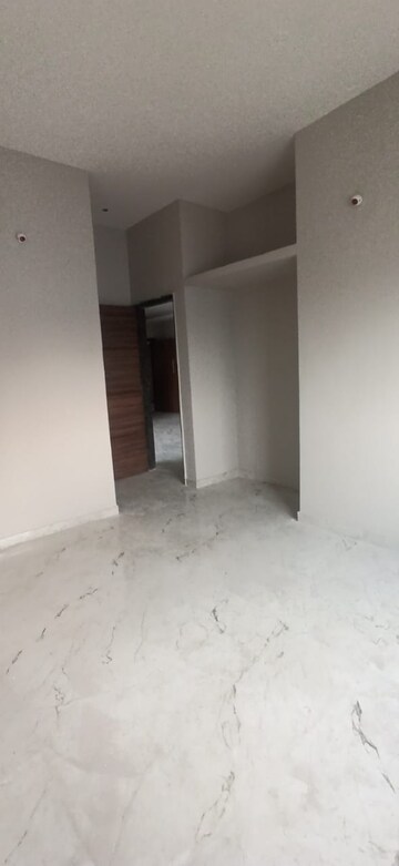 Room in 2 BHK Apartment at Mehdipatnam – for Sale