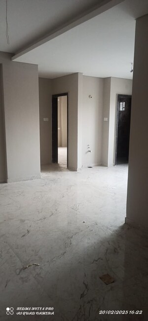 Room in 2 BHK Apartment at Mehdipatnam – for Sale