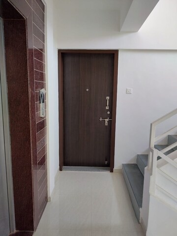Room in 2 BHK Apartment at Varada Vinayak, Baner – for Rent
