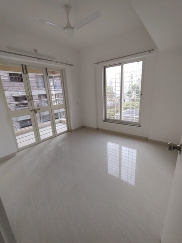 Room in 2 BHK Apartment at Varada Vinayak, Baner – for Rent