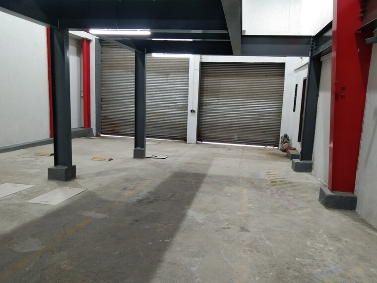 Room, cama-industrial-estate-goregaon Commercial Warehouse 20000 Sq.Ft. In Goregaon East Mumbai 9216015