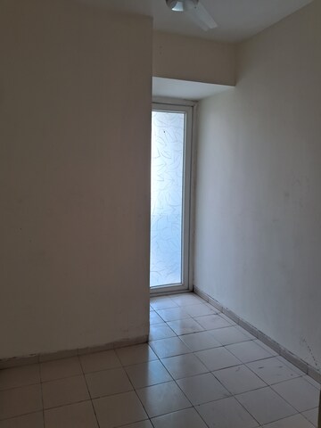 Furnished Amenities in 4 BHK Apartment at CHD Avenue 71, Sector 71 – for Rent