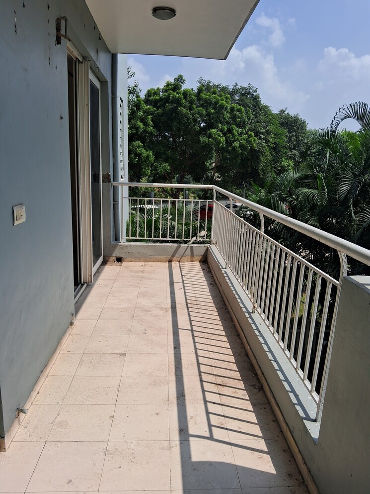 Balcony, chd-avenue-71 4 Bedroom 2193 Sq.Ft. Apartment In Sector 71 Gurgaon 9216041