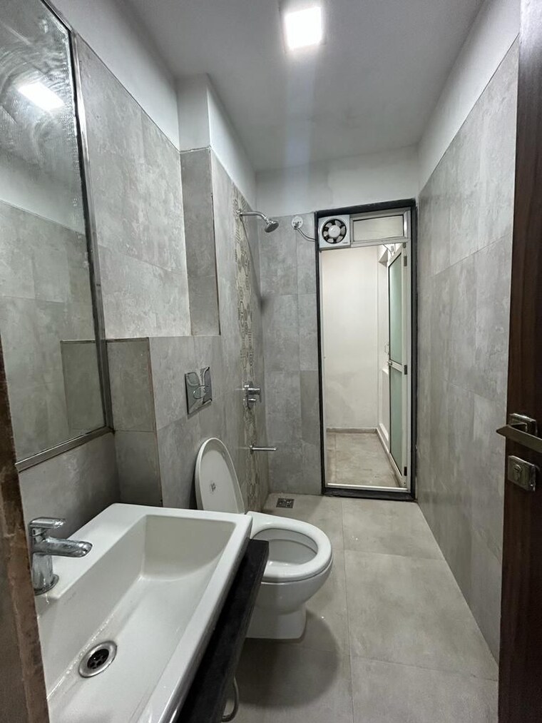 Bathroom, omkar-ananta 2 Bedroom 650 Sq.Ft. Apartment In Goregaon East Mumbai 9216009