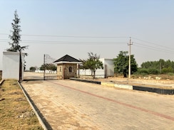 Plot For Sale in Sector 86