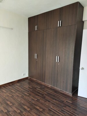 Room in 3.5 BHK Apartment at CHD Avenue 71, Sector 71 – for Rent