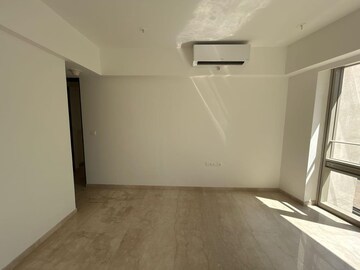 Room in 3 BHK Apartment at Lodha Sea Face, Worli – for Sale