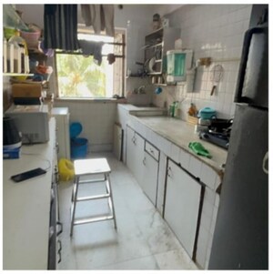 Team Area in 2 BHK Apartment at Seven Bungalow, Andheri West – for Sale