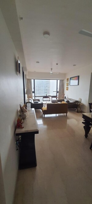 Team Area in 3 BHK Apartment at Lodha The Park, Worli – for Sale