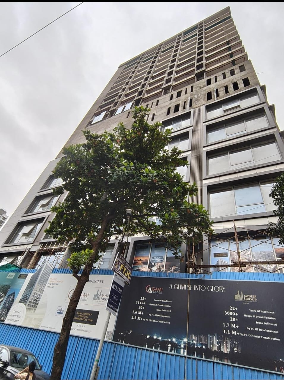 Office Space For Sale in Buildtech Avenue Park Malad