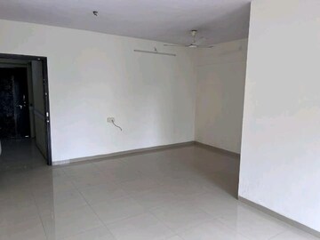 Room in 2 BHK Apartment at Ashar Sapphire, Kapur Bawdi – for Sale