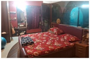 Bedroom in 1.5 BHK Apartment at DLH New Chandra CHS, Andheri West – for Sale