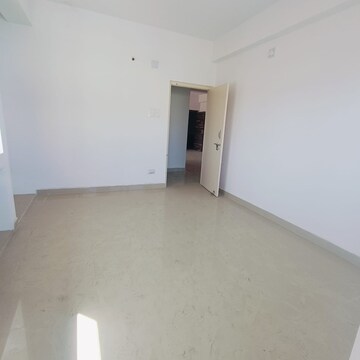 Room in 3 BHK Apartment at Bariatu – for Sale