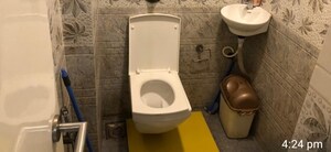 Bathroom in 1 BHK Apartment at Oakland Park, Andheri West – for Rent