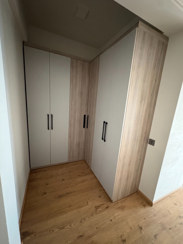 undefined, seasons-height 4 Bedroom 2000 Sq.Ft. Apartment In Santacruz West Mumbai 9216175