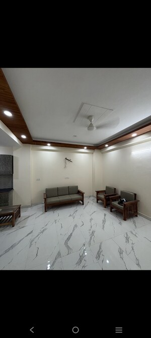 Team Area in 2 BHK Builder Floor at Saket – for Rent