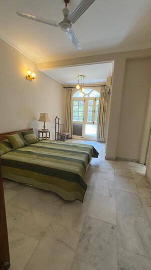 Bedroom in 3 BHK Builder Floor at Defence Colony – for Rent