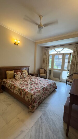 Bedroom in 3 BHK Builder Floor at Defence Colony – for Rent