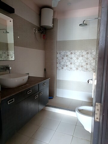 Kitchen in 3 BHK Apartment at Unitech The Residences Sector 33, Sector 33 – for Rent