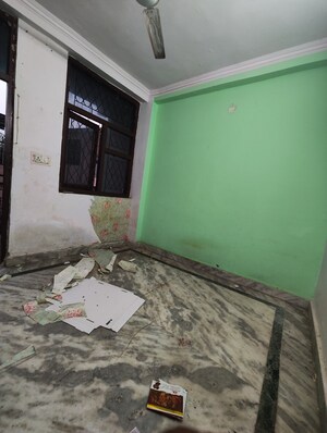 Room in 1 BHK Apartment at Katwaria Sarai – for Rent