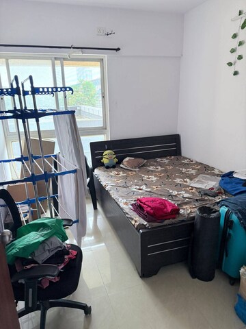  Pg For Rent in Dahisar East