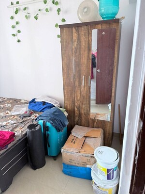 Bedroom in  Pg at Dahisar East – for Rent