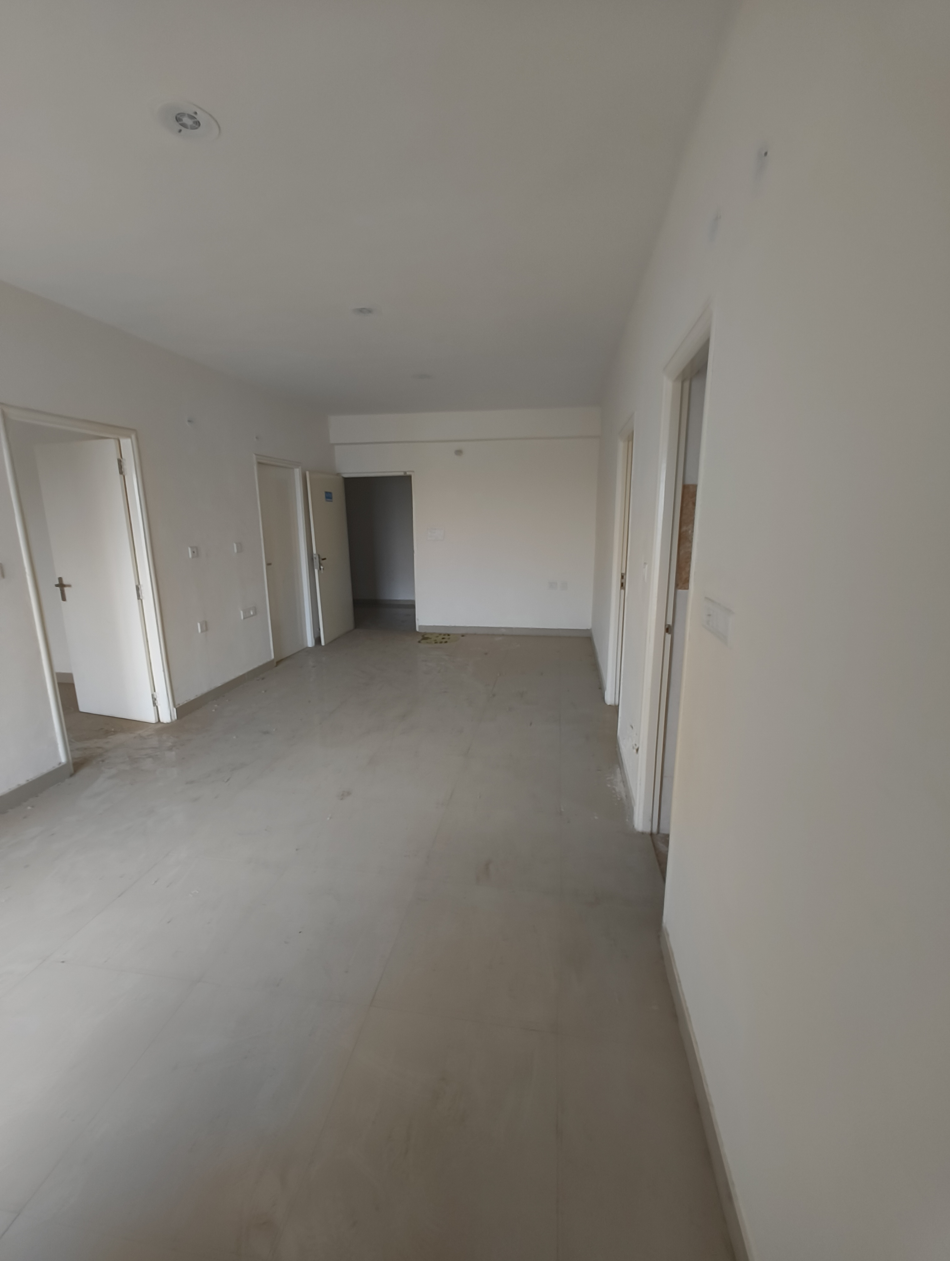 2.5 BHK + Study Room Apartment For Sale in Unique Sapphire