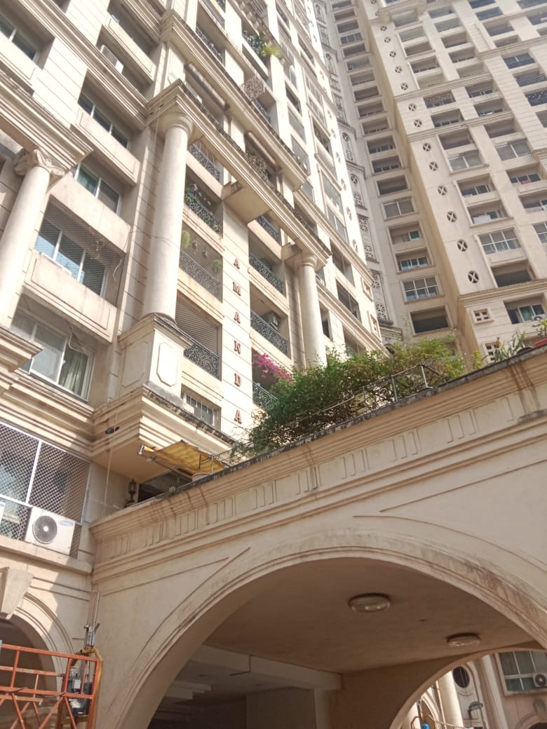 3 BHK Apartment For Sale in Hiranandani Meadows