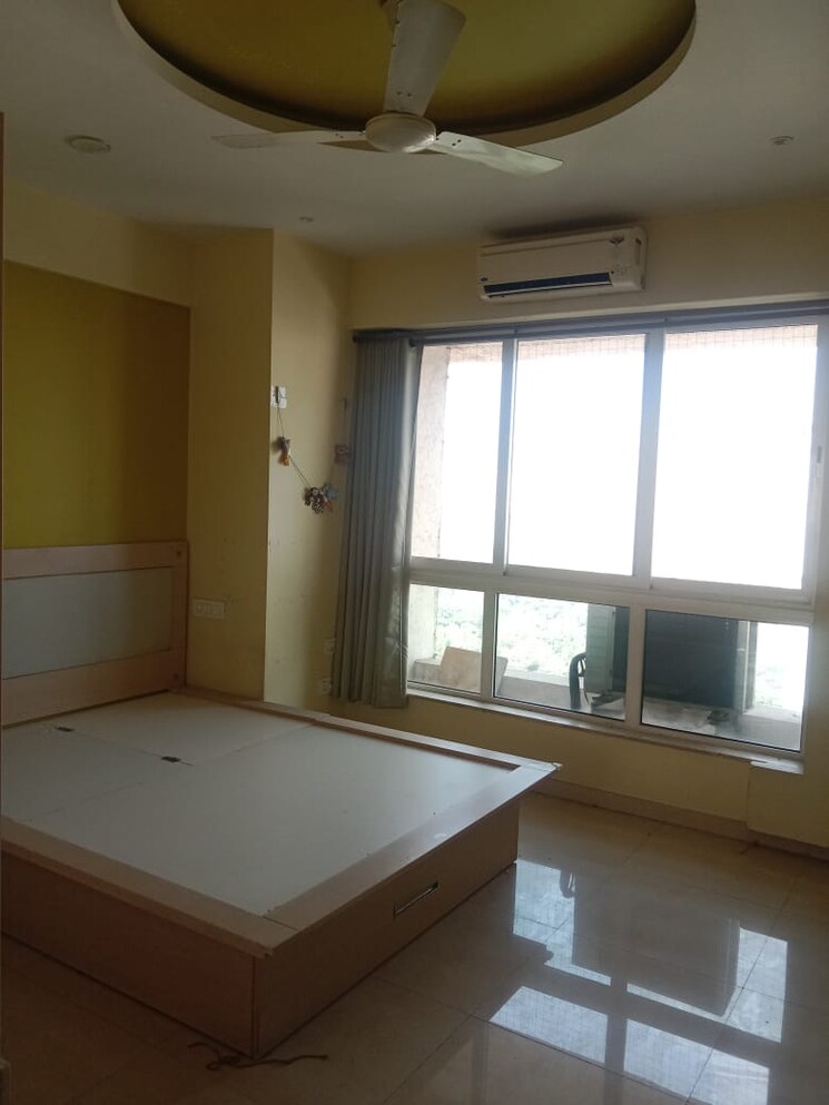 Room, hiranandani-meadows 3 Bedroom 1390 Sq.Ft. Apartment In Manpada Thane 9216295