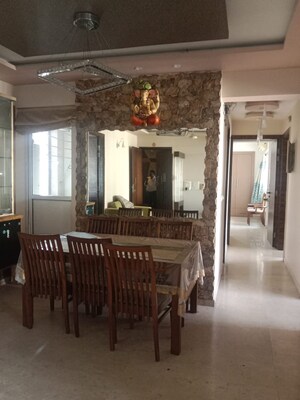 Living Room in 3 BHK Apartment at Hiranandani Meadows, Manpada – for Sale