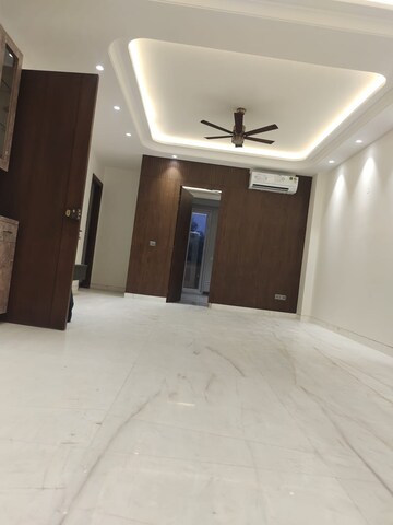 Room in 3 BHK Builder Floor at East Of Kailash – for Rent