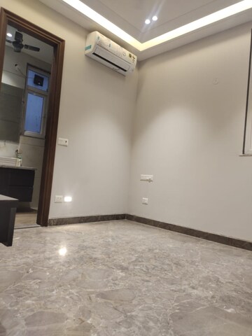 Room in 3 BHK Builder Floor at East Of Kailash – for Rent