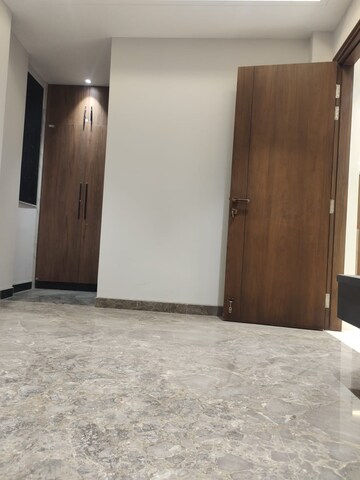 Room in 3 BHK Builder Floor at East Of Kailash – for Rent