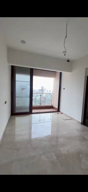 Room in 3 BHK Apartment at Surbhi CHS Andheri West, Andheri West – for Rent
