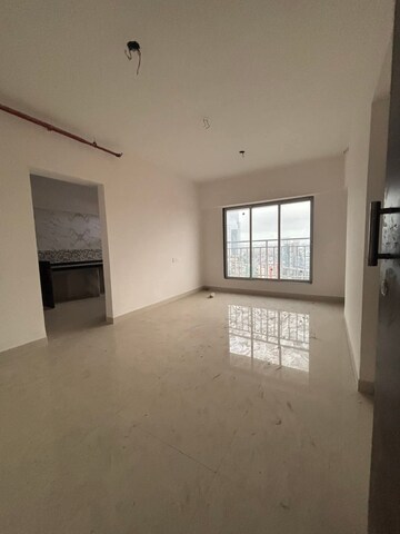 2 BHK Apartment For Rent in Oxford Navrang Crystal, Goregaon West