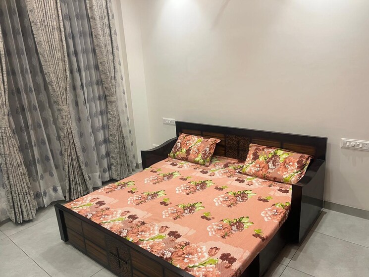 Bedroom, kishanpura 3 Bedroom 132 Sq.Yd. Apartment In Kishanpura Zirakpur 9216425