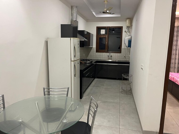 Kitchen, kishanpura 3 Bedroom 132 Sq.Yd. Apartment In Kishanpura Zirakpur 9216425