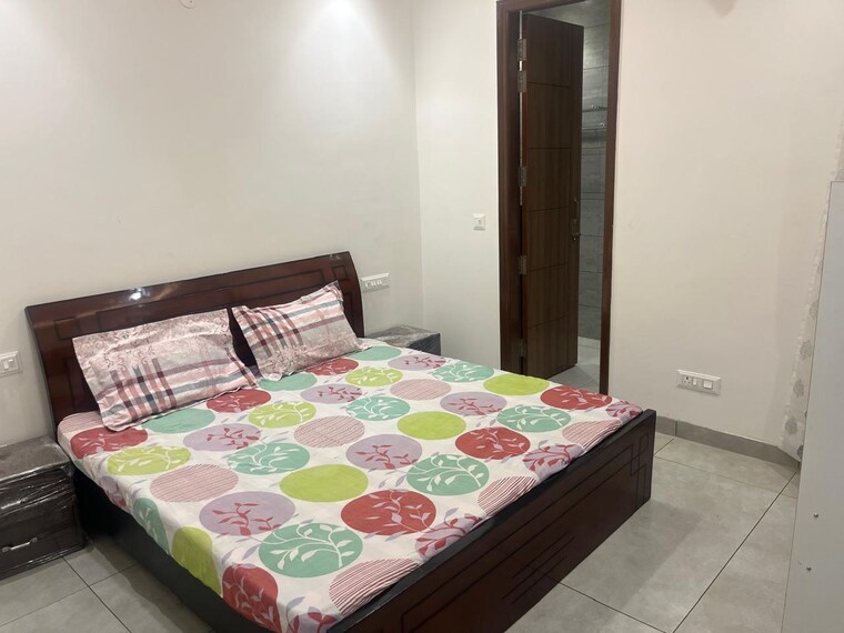 Bedroom, kishanpura 3 Bedroom 132 Sq.Yd. Apartment In Kishanpura Zirakpur 9216425