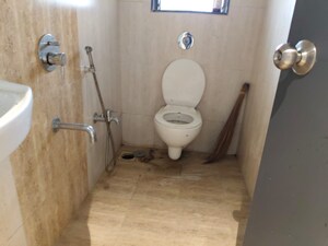 Bathroom in 1 BHK Apartment at Andheri West – for Sale