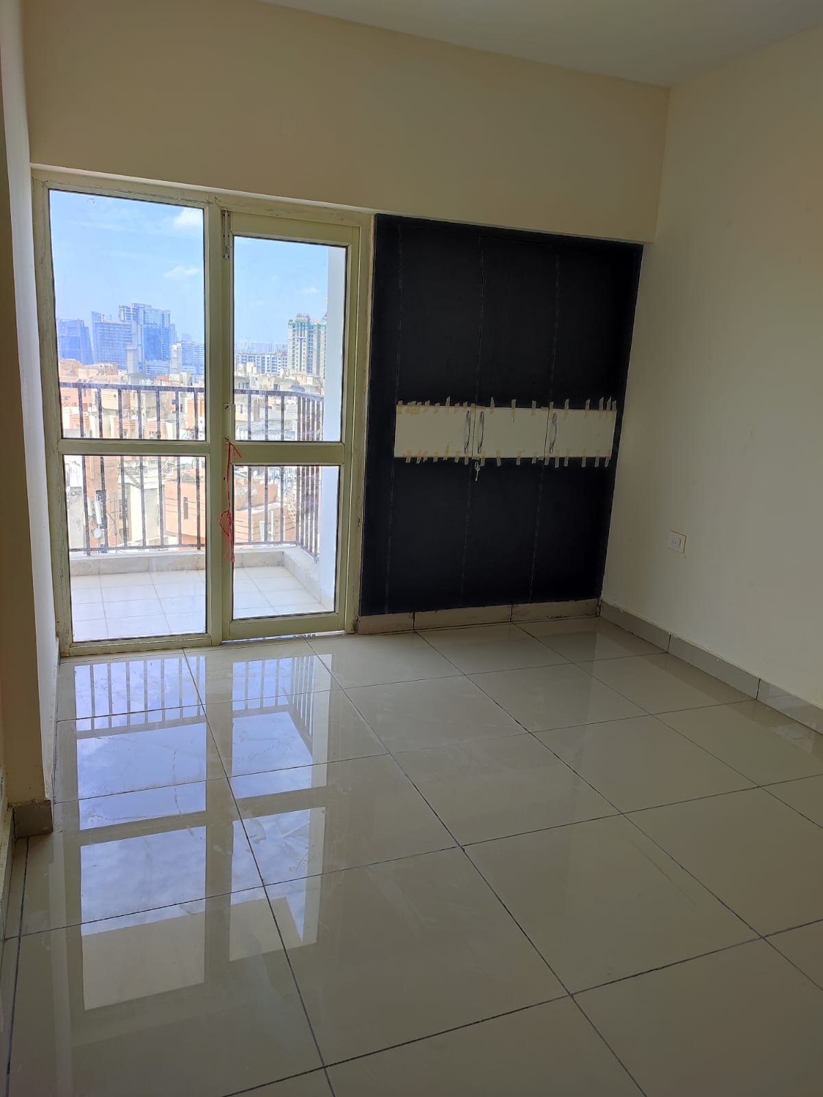 2 BHK Apartment For Rent in Panchsheel Greens