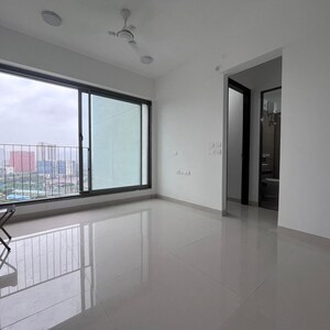 2 BHK Apartment For Rent in Sunteck City Avenue 4, Goregaon West