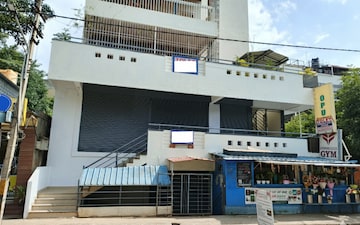 Showroom For Rent in Standalone Building, Jakkuru