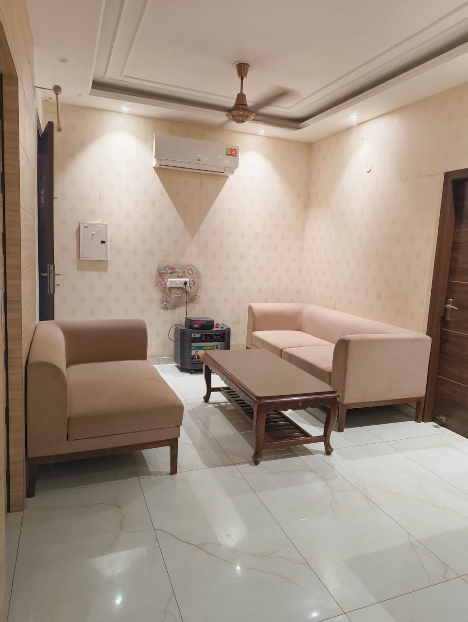 3 BHK + Extra Room Apartment For Rent in Virk Property 8054611984