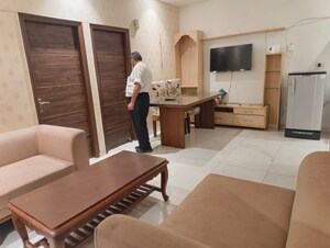 Living Room in 3 BHK Apartment at Kishanpura – for Rent