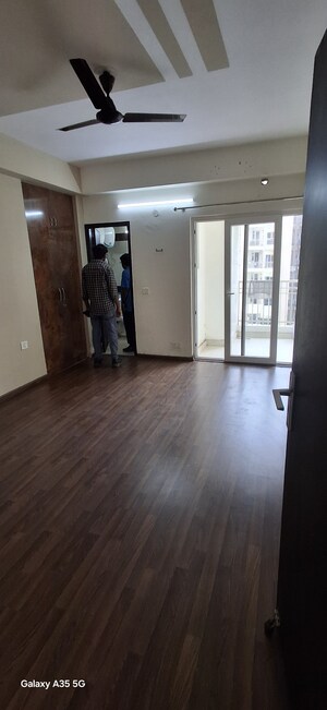 Furnished Amenities in 3 BHK Apartment at Ajnara Grand Heritage, Sector 74 – for Rent