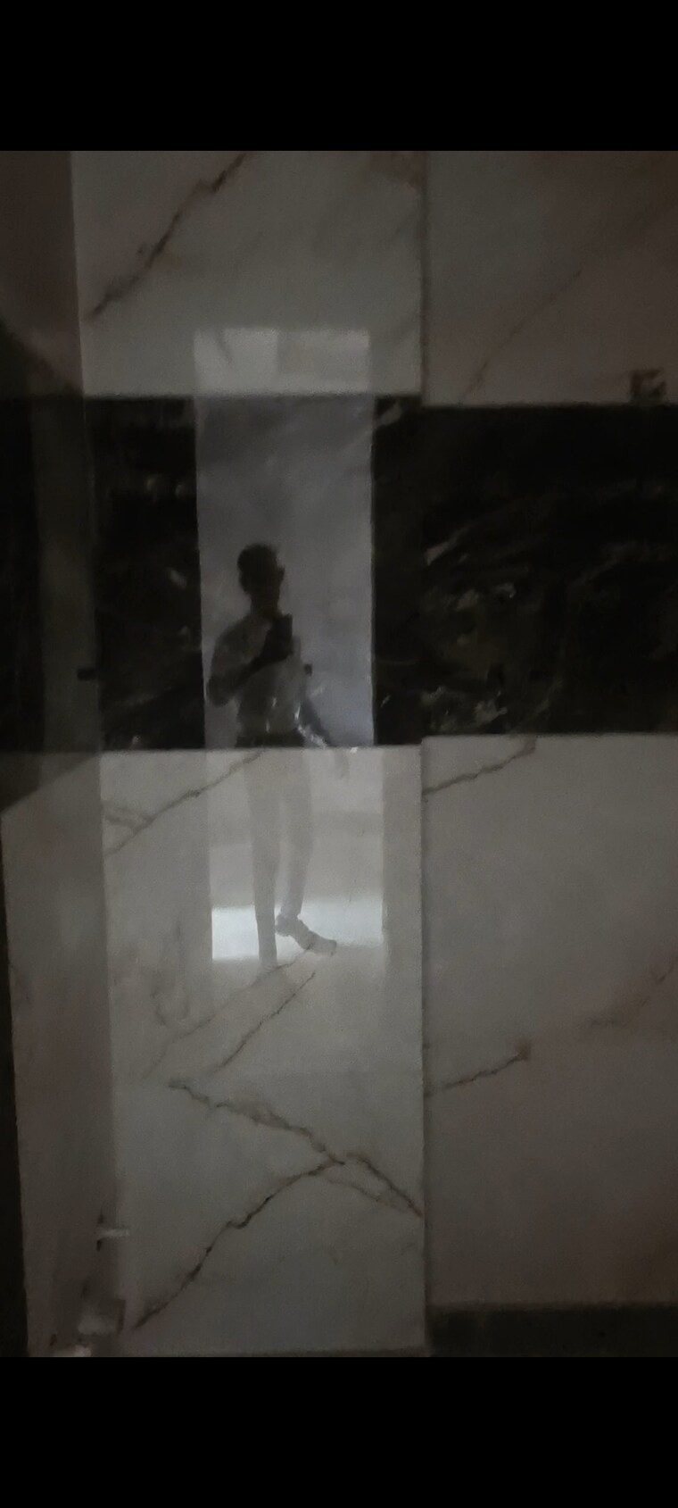 Bathroom, rohini sector 21 3 Bedroom 1100 Sq.Ft. Builder Floor In Rohini Sector 21 Delhi 9216526