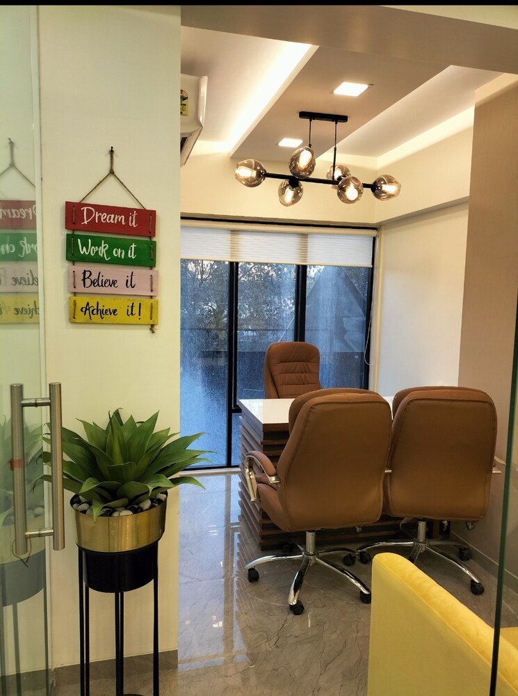 Team Area, hiranandani-gardens Commercial Office Space 702 Sq.Ft. In Powai Mumbai 9216521