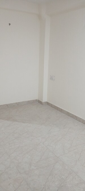 Room in 2 BHK Builder Floor at Sector 15 Dwarka – for Rent