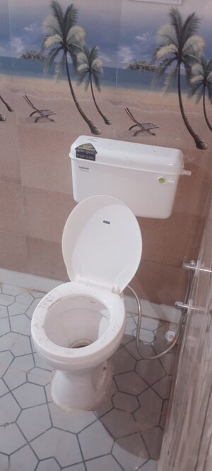 Bathroom in 2 BHK Builder Floor at Sector 15 Dwarka – for Rent