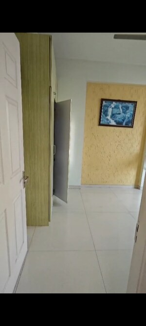 Furnished Amenities in 3 BHK Apartment at Vijay Nagari Annex, Waghbil – for Rent
